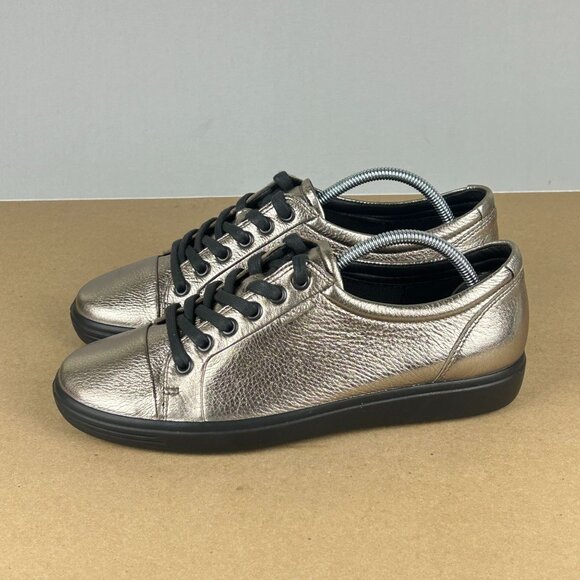 Ecco Soft 7 Metallic Casual Sneakers Womens 8/8.5 EU 39 Pewter Low Top Lace Up - Picture 1 of 12
